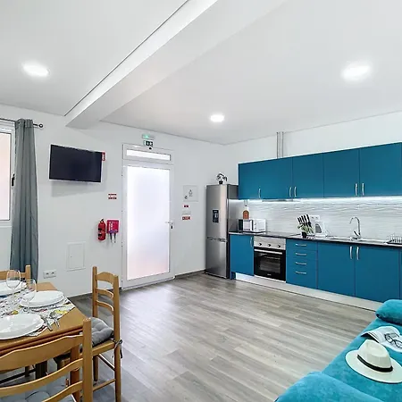 Gomes House By Atlantic بيت للعطل بونتا دو سول