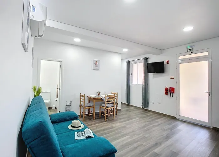 Gomes House By Atlantic *